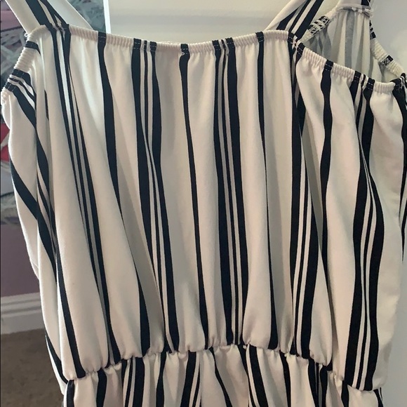 Jumps you a few stains but cute and comfy casual - Picture 14 of 16